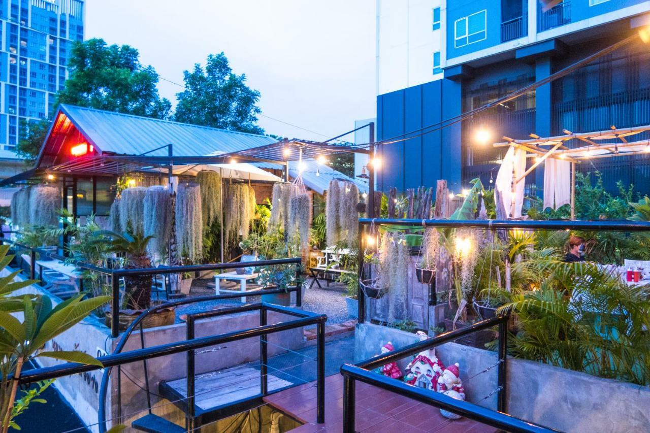 Apartmán The Quarter Wutthakat Bangkok Exteriér fotografie